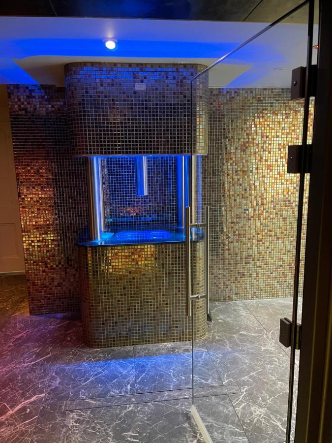 Deluxe Studios With Spa Included Portsmouth Exteriér fotografie